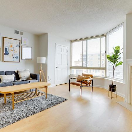 Elegant And Charming Condo At Ballston With Pool Arlington Exteriér fotografie