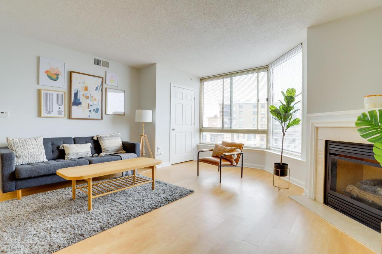 Elegant And Charming Condo At Ballston With Pool Arlington Exteriér fotografie