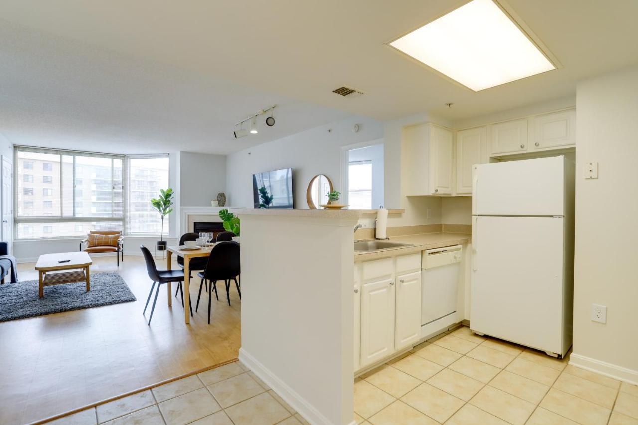 Elegant And Charming Condo At Ballston With Pool Arlington Exteriér fotografie